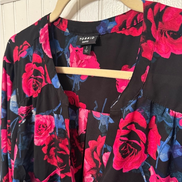 Torrid Harper Challis Collar Long Sleeve 3X Blouse - Picture 2 of 5
